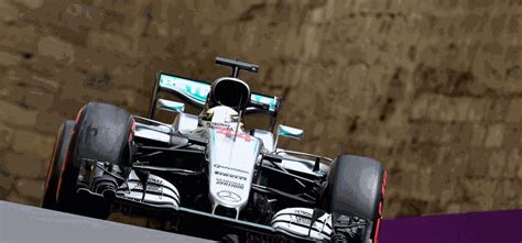 Hamilton Domina Le Prime Libere Al Gp Di Baku La Stampa