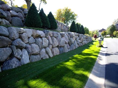 Boulder Retaining Wall Things You Should Know