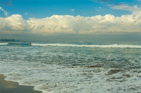 Kuta Beach En Bali Indonesia Imagen De Archivo Imagen De Sunset Cubo