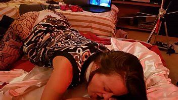 Amateur français baise en levrette lingerie satinée sexe habillé pipe anulingus