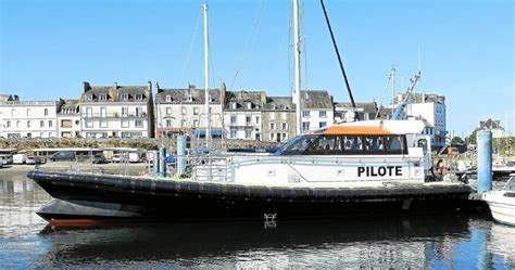 Locmiqu Lic Chantier Bernard Une Pilotine Pour Lestuaire De La