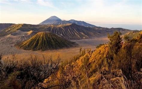 5 Gunung Di Indonesia Dengan View Sunrise Terbaik Yakin Nggak Mau Naik