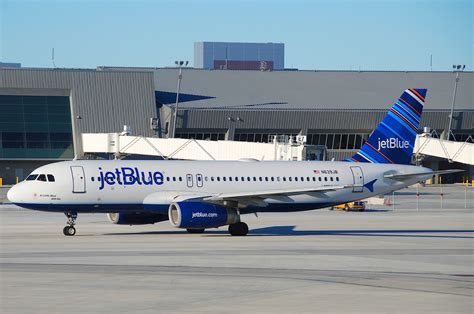 Filejetblue Airbus A320 232 N639jblas09102011 621en 6300020343