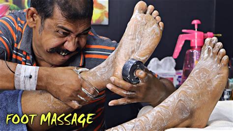 Leg Foot Massage By Asim Barber Finger Toe Cracking Asmr Youtube