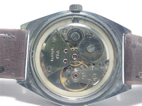 Vintage Hmt Kohinoor Hand Winding Movement Mens Analog Watch Aa For