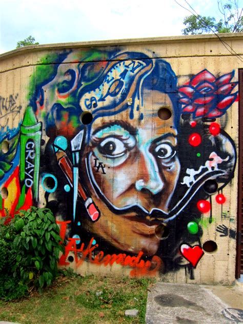 Medellin Graffiti (41) - TurtlesTravel