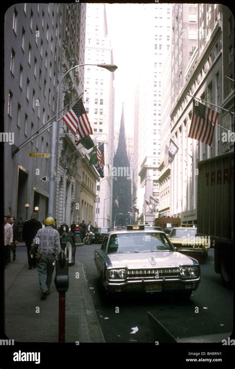 1960s new york city color hi-res stock photography and images - Alamy