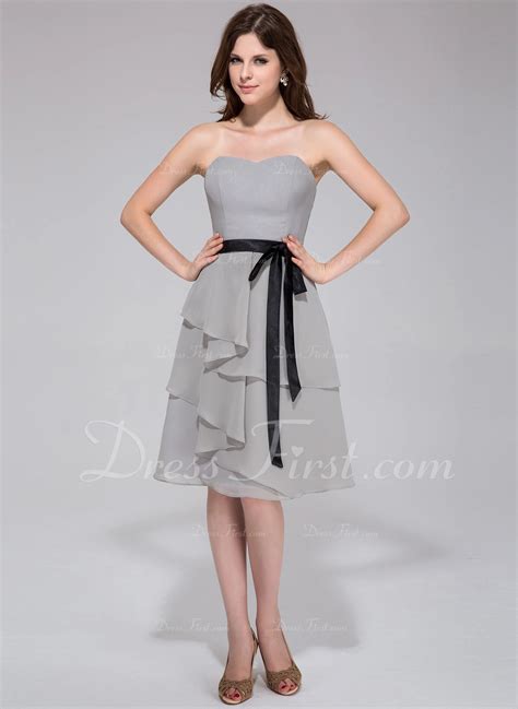 A Line Princess Sweetheart Knee Length Chiffon Bridesmaid Dress With