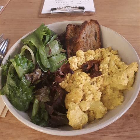 Zeitgeist Caf Vegan Coffee Cake Lyon France Scramble Bowl Review