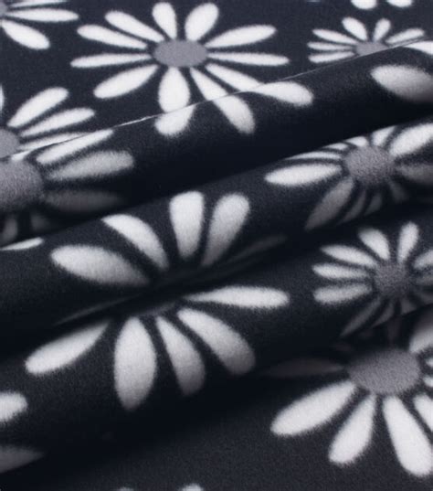 Daisies On Black Blizzard Fleece Fabric Joann