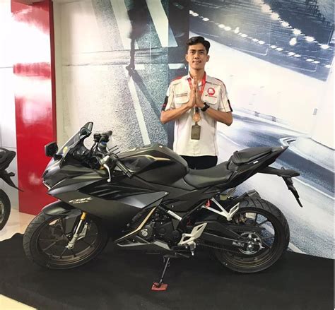 New Cbr R Dengan Tampilan Baru Telah Hadir Di Jambi