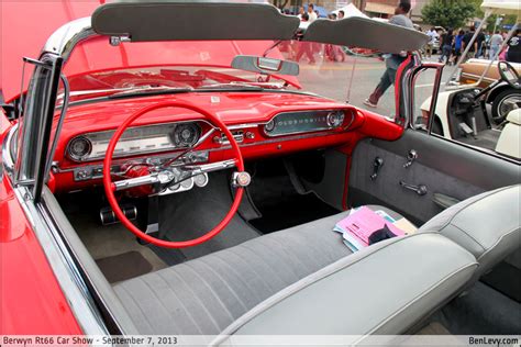 1999 Oldsmobile 88 Interior