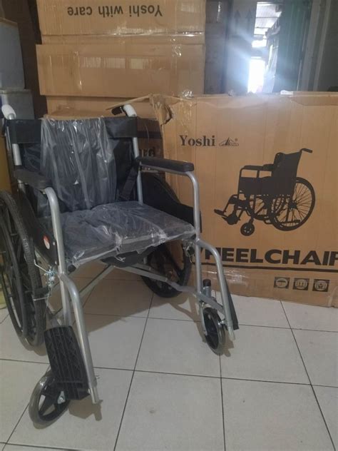 Yoshi Commode Wheelchair Health Nutrition Medical Supplies Tools