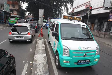 Angkot Listrik Kota Bogor Bermasalah Pintu Otomatis Sering Tutup Buka