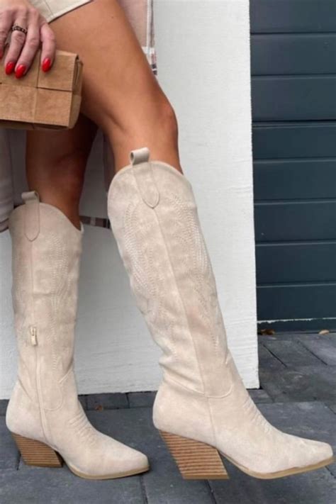 Botas Cowboy Altas Beige Bordadas