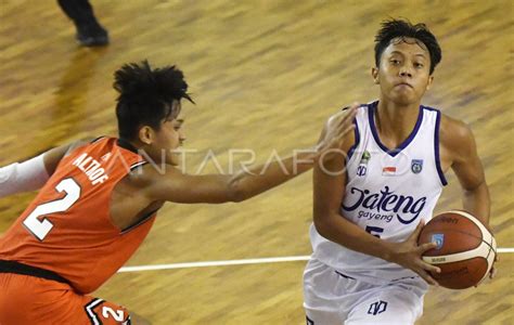 PERTANDINGAN BASKET PUTRA 5X5 PON PAPUA ANTARA Foto