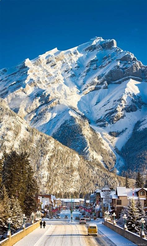 Cascade Mountain Is The Perfect Backdrop For Banff The Picturesque