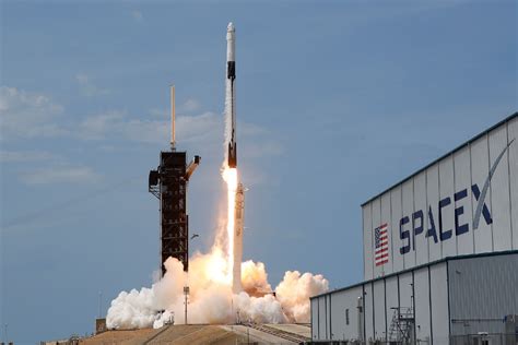 Spacex Enfrenta Obst Culo Da Nasa Para Plataforma De Lan Amento Da