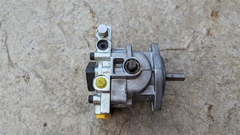 Hydro Gear Bdp 10l 117p Scag 48551 Hydraulic Pump For Parts Not Working Ebay