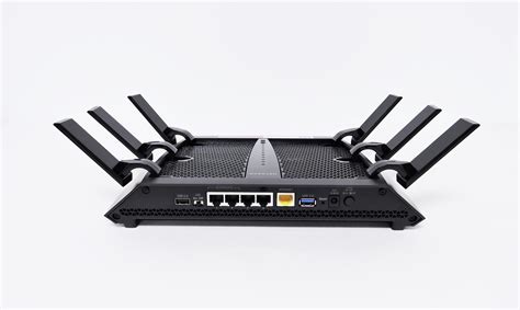 NETGEAR Nighthawk X6S AC4000 Tri Band Wi Fi Router R8000P 606449118131