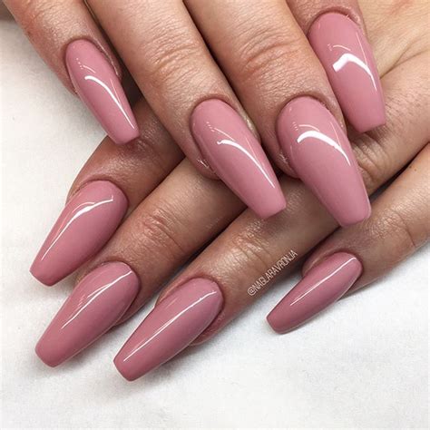 Nude Semilac Nail Design