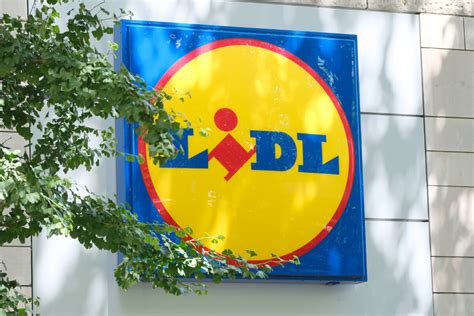 Neue Lidl Filiale mit Elektro Ladesäule eröffnet in Friedrichshain