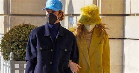 Чоловіча мода: монохром — найпрактичніший тренд весни | Vogue UA