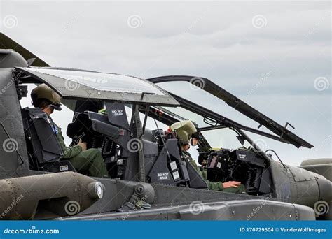 Top 13 ah 64 apache cockpit Update