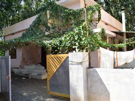 Bhk Sqft House On Cent For Sale At Pallikkara Pazhamthottom