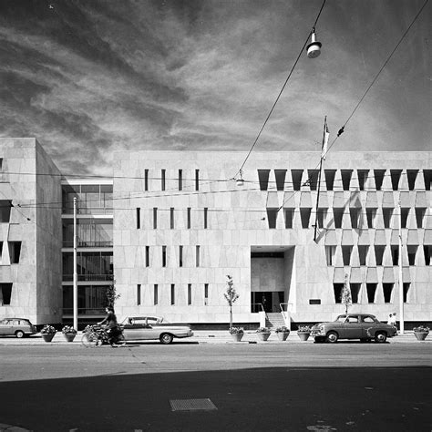 Guided Tour Through The Former American Embassy Qué Saber Antes De Ir Actualizado 2024