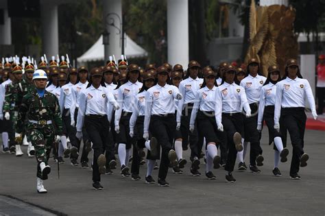 Gladi Kotor Upacara Peringatan Hut Ri Antara Foto