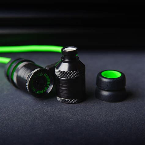 Razer Hammerhead Pro - In-Ear Music & Gaming Headphones