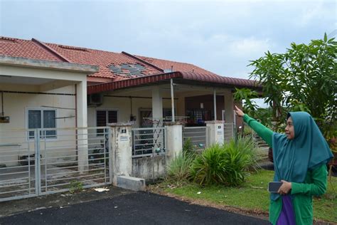 Rumah Rosak Angin Puting Beliung Landa Port Dickson Kosmo Digital