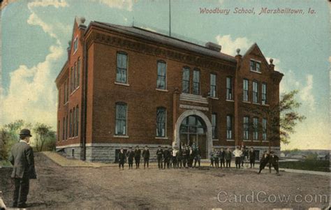 Woodbury School Marshalltown, IA Postcard