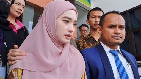 Inara Rusli Kecewa Dengan Sikap Virgoun Saat Mediasi Tabloidbintang