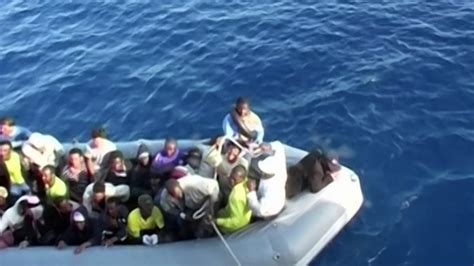 Naufragio Nel Mediterraneo A Lampedusa Di Nuovo Emergenza Video