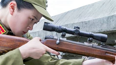 敵軍只看到正面的女特種兵，卻沒注意旁邊還有女狙擊手在虎視眈眈！ Youtube