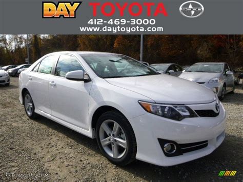 2014 Super White Toyota Camry Se 87713968 Car Color