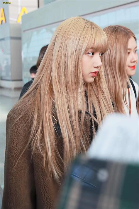 Icn Cr Bpisrvlt Lalisa Lisa Blackpink