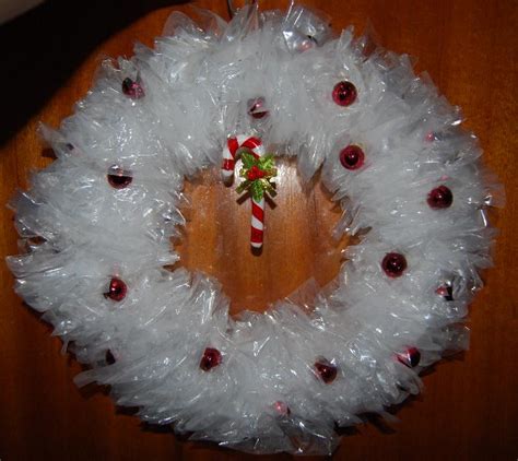 Naturally Me Creations: White Christmas Wreath