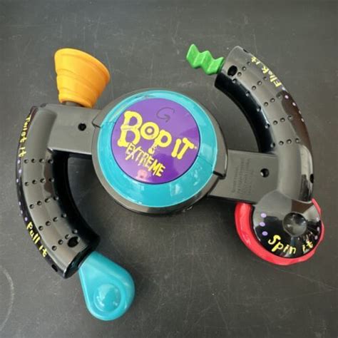 BOP IT EXTREME TALKING HANDHELD ELECTRONIC REFLEX GAME BLACK 1998 Tested Works | #4609760497