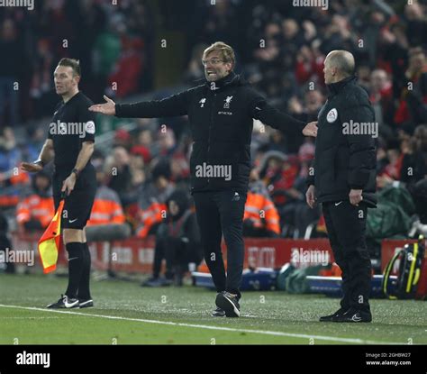 Oxlade Chamberlain Reacts Hi Res Stock Photography And Images Alamy