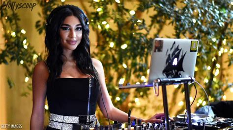 Chantel Jeffries SNAPCHAT Music Video Featuring Offset PROVES Shes