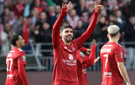 Brest Predicted Lineup Vs Rennes Pierre Lees Melou Set For First Start