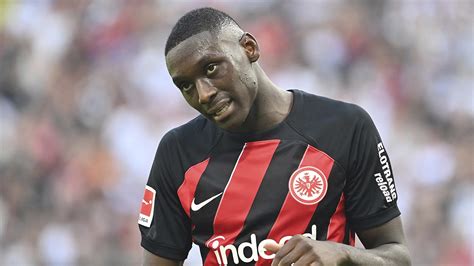 Mercato Psg Une Troisi Me Offre Envoy E Pour Kolo Muani