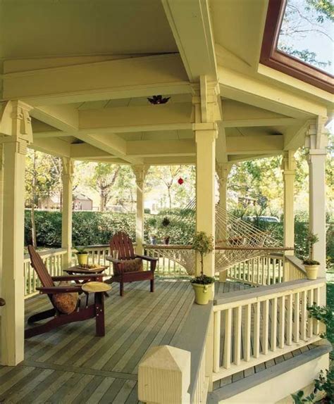 10 Front House Deck Ideas