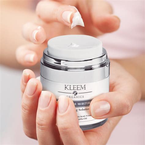 Kleem Organics Advanced Retinol Moisturizer Creme De Noite Efeito