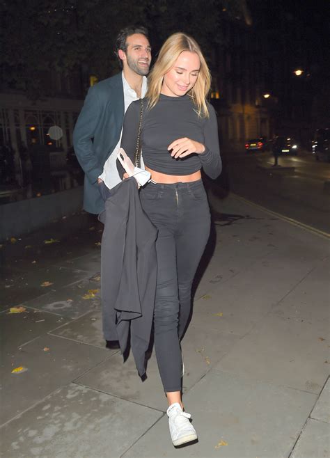 Kimberley Garner Beautiful Hot Celebs Home