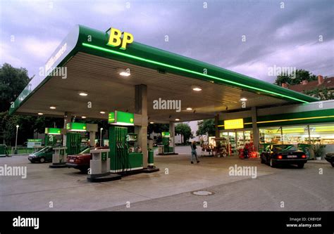 Petrol Station Bp Petrol Station High Resolution Stock Photography And