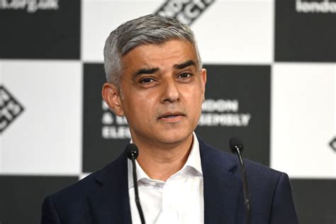 Sadiq Khan Announces Scheme To Give Every London Primary Pupil Free